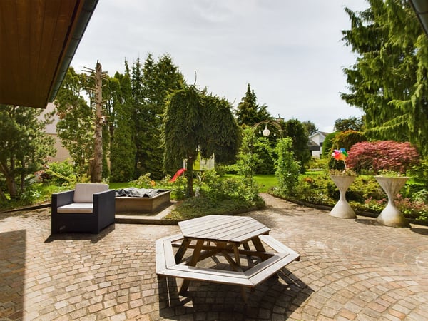 Grosszügiges Einfamilienhaus mit Garten und Kamin in ruhiger Lage - Perfekt für Familien und Paare! 11