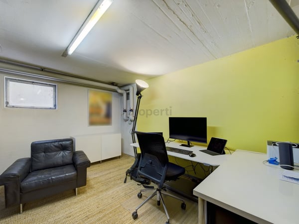 Grosszügiges Einfamilienhaus mit Garten und Kamin in ruhiger Lage - Perfekt für Familien und Paare! 8