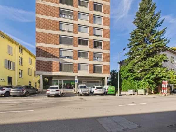 Luminoso appartamento 1.5 locali nel cuore di Chiasso 11