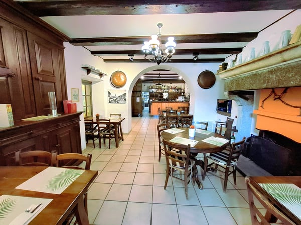 Benvenuti in questo esclusivo hotel storico nel cuore del Canton Ticino! 12