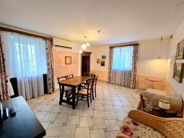 Benvenuti in questo esclusivo hotel storico nel cuore del Canton Ticino! 9