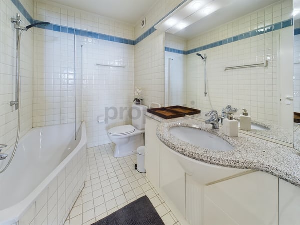 Appartamento ammobiliato di 1.5 locali a Locarno con vista lago e arredi moderni 5