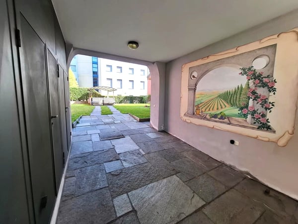 Vivere in una corte storica a Chiasso: appartamento di 1 camere in posizione centrale 9