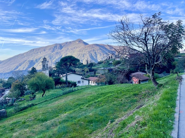 Terreno edificabile con vista lago in vendita 3