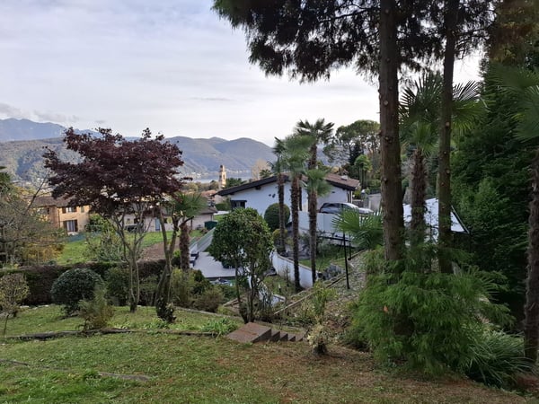 Terreno edificabile con vista lago e accesso privato  posizione esclusiva vicino al Lago di Lugano 5