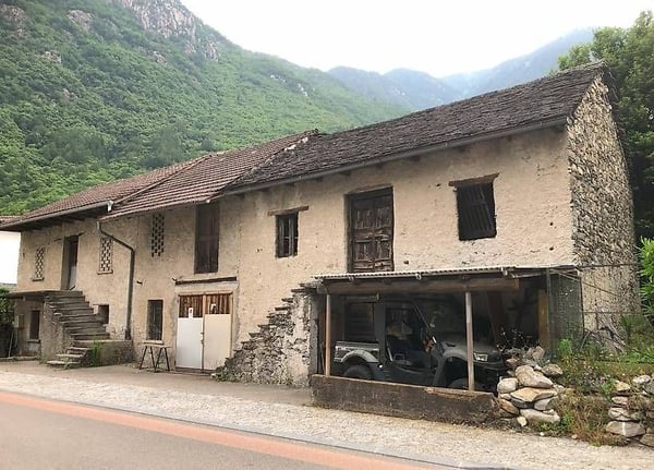 Terreno edificabile in vendita a Lumino  Opportunità unica in zona centrale 4