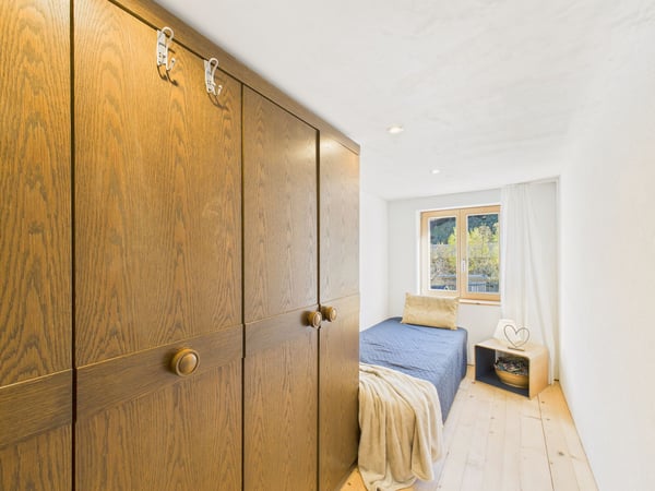 Zentral gelegenes 5.5 Zimmer Einfamilienhaus in Disentis - Erst- oder Zweitwohnsitz 9