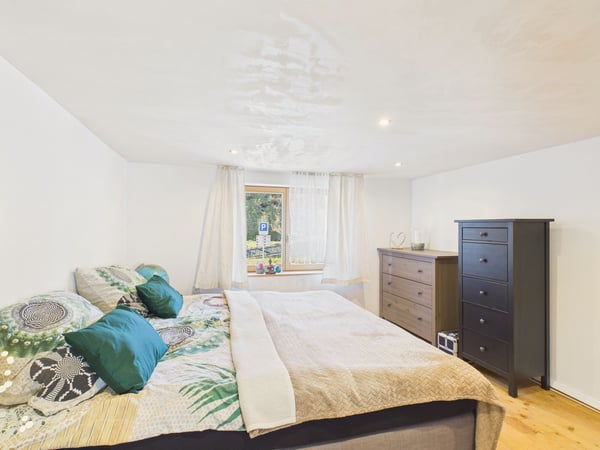 Zentral gelegenes 5.5 Zimmer Einfamilienhaus in Disentis - Erst- oder Zweitwohnsitz 6