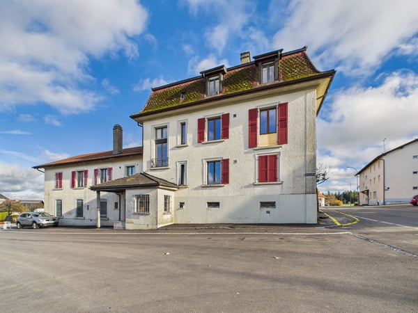 Charmante maison multifamiliale avec 2 chambres à Saignelégier, dans le canton du Jura 5