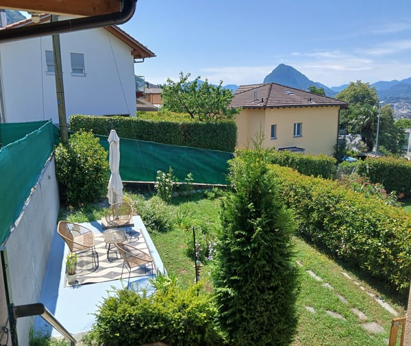 Incantevole e ampia casa bifamiliare indipendente con giardino a Lugano  ideale anche per attività professionali 4