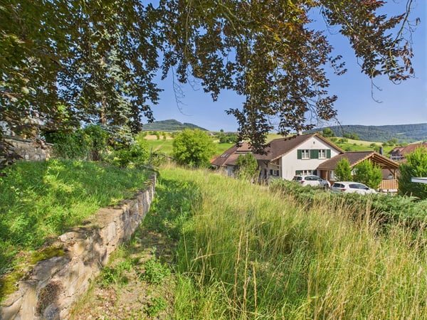 Bebautes Grundstück in Wölflinswil 4