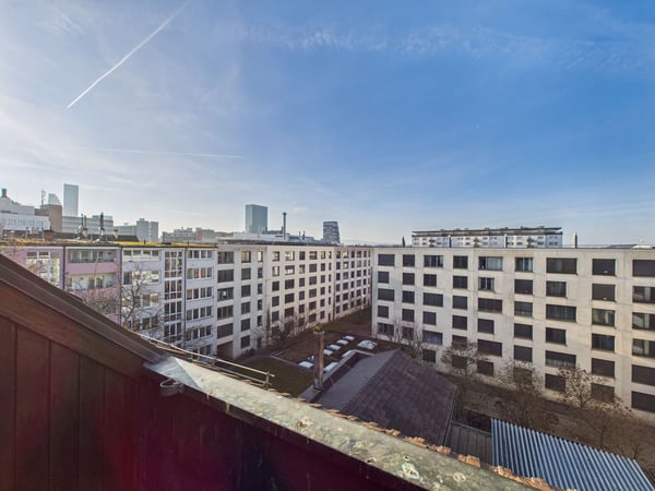 Modernisierte 1-Zimmer Maisonette-Wohnung in Basel 8