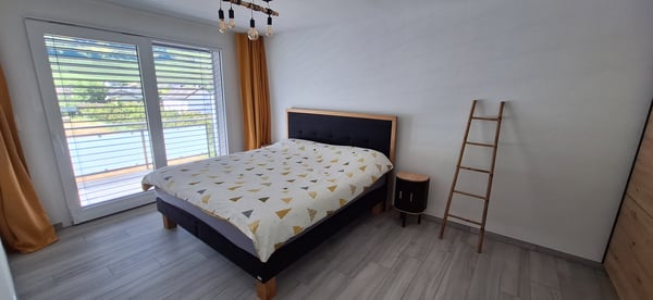 Moderne 1.5 pièces  appartement avec parking privatif, Saxon 5