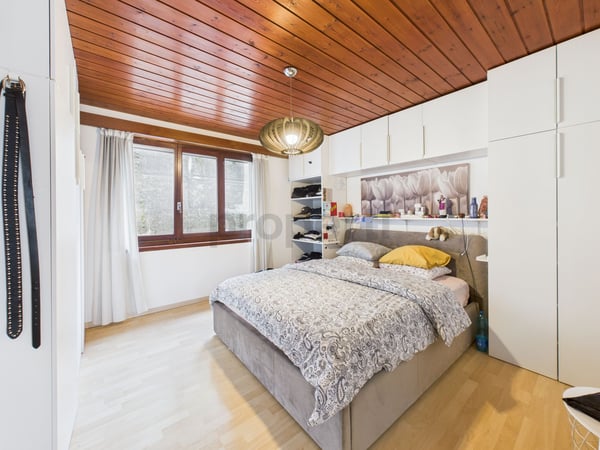 La casa perfetta per la famiglia: spazio, luce e panorama (vista lago) 6