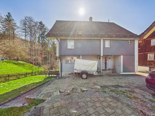 Historischer Charme, moderne Sanierung & Raum für die ganze Familie in Ganterschwil 10