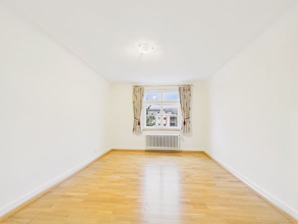 Wohnen im Licht: Exklusives Einfamilienhaus in Reinach, Kanton BL 10