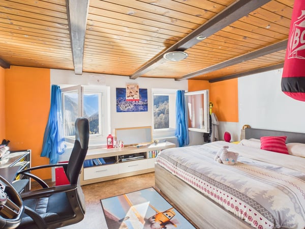 Incantevole casa unifamiliare a Marolta con ampio giardino 9