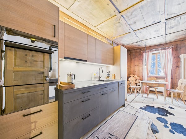 Grosszügiges Einfamilienhaus an ruhiger Lage in Bergün Filisur 9