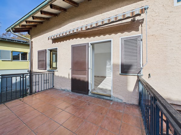 Incantevole casa a schiera nella pittoresca regione di Tresa 4