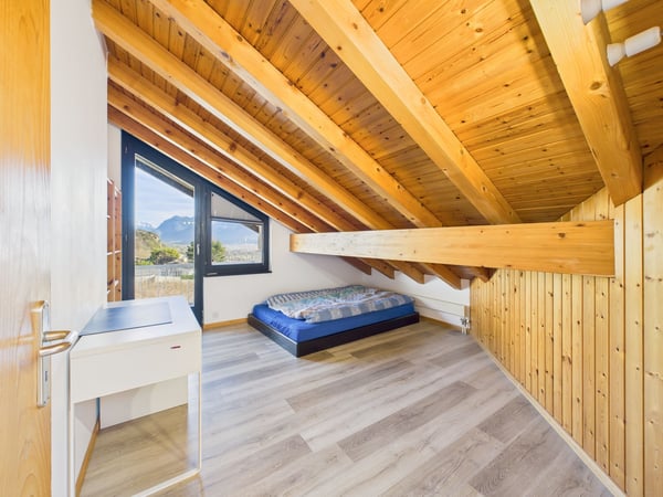 Élégante 1 pièces maisonette rénovée avec cave, Sion 7