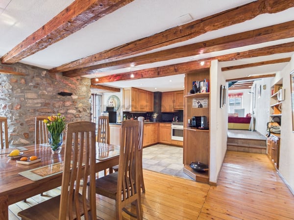 Élégante maison de 2 pièces au caractère unique - Grandvaux 2