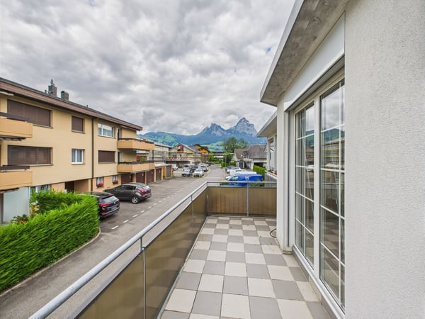 Grosszügige 1.5-Zimmer Wohnung in Ingenbohl 8