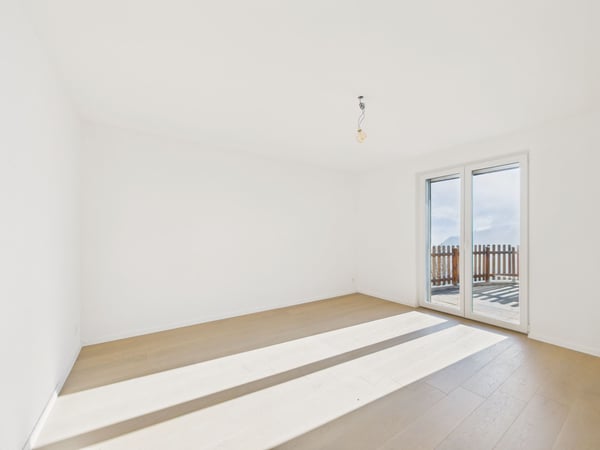 Appartement de 1.5 pièces spacieux et lumineux avec une grande terrasse et une vue imprenable sur les montagnes à Miex, VS. 5