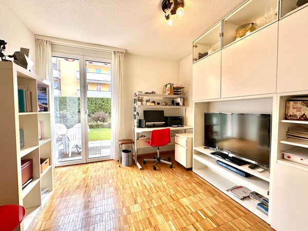 Luminoso appartamento di 1.5 locali a Pregassona con giardino 6