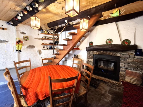 Affascinante rustico nella pittoresca regione Verzasca / Corippo, Cantone TI 2