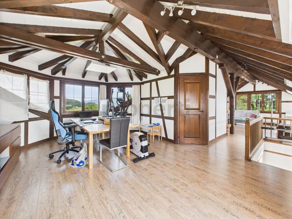 Grosszügige 1.5-Zimmer-Maisonette mit Weitsicht in Meierskappel 7