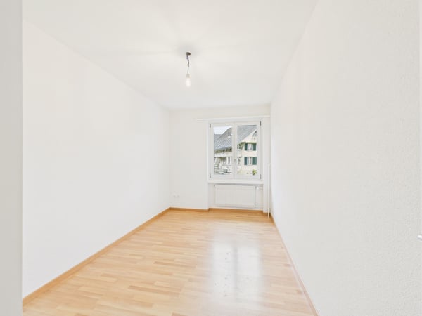 Charmante 1.5 Zimmer Wohnung mit sonnigen Wintergarten 6