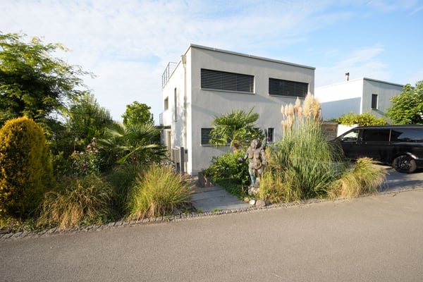 Traumhafte 1-Zimmer Wohnung mit Seeblick in Berlingen 1