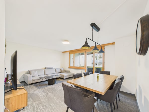 Charmante Wohnung mit herrlichem Ausblick in Bazenheid 1