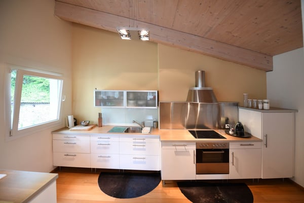 Renoviertes Haus in Contone bestehend aus Penthouse und zwei WohnungenCasa ristrutturata a Contone composta da attico e due appartamenti 4