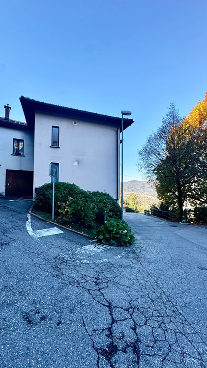 Casa bifamiliare a Viganello con vista su Lugano  ideale come residenza o investimento 11