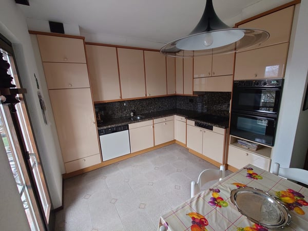 Casa bifamiliare a Viganello con vista su Lugano  ideale come residenza o investimento 8