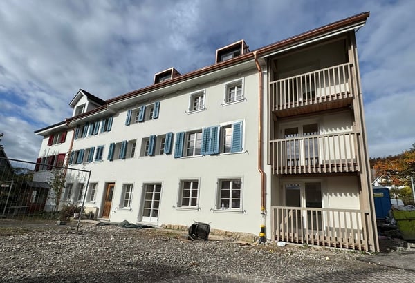 Charmante historische 1.5-Zimmer Wohnung in Stäfa 1