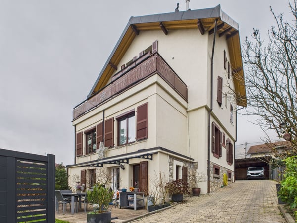 Apoartement 1.5 pièces avec balcon ensoleillé à Veyrier 2