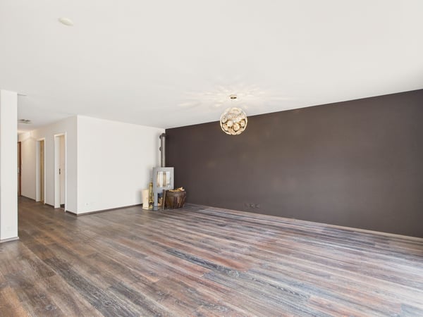 Grand appartement moderne 1.5 pièces avec jardin et balcon 2