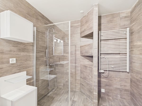 Grand appartement moderne 1.5 pièces avec jardin et balcon 9