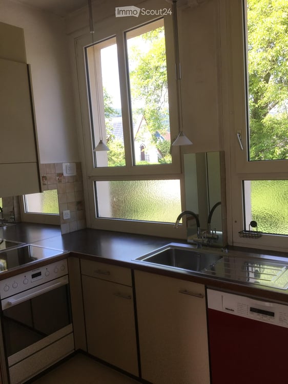 Charmantes 1.5-Zimmer Reihenhaus mit Garten in Nidau 7