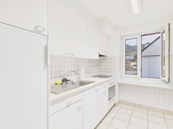 Modernisierte 1-Zimmer Wohnung mit Balkon in Weinfelden 2