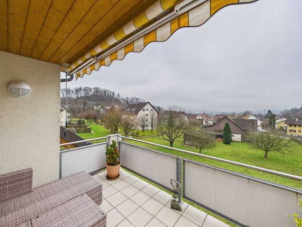 Helle 1.5-Zimmer Wohnung mit Balkon in Küttigen 10