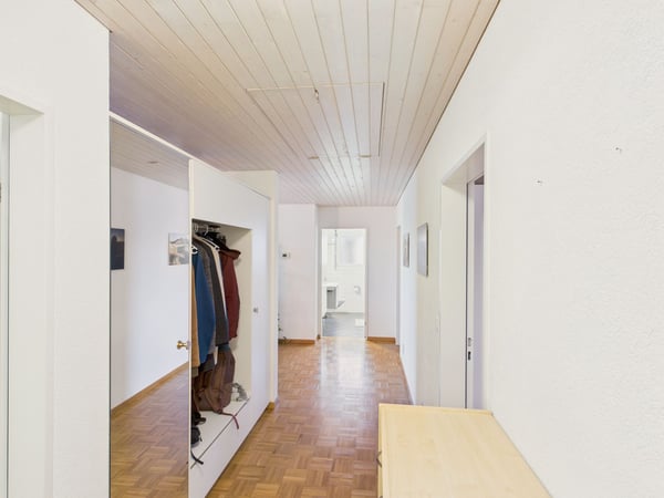 Helle 1.5-Zimmer Wohnung mit Balkon in Küttigen 9