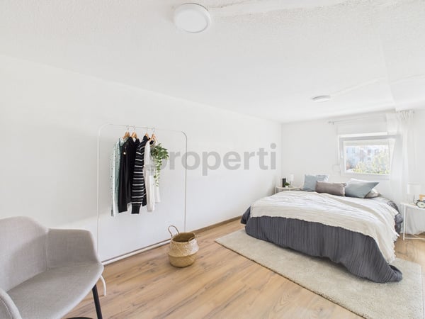 Charmante 1.5-Zimmer-Wohnung in historischem Gebäude in Steg VS 4