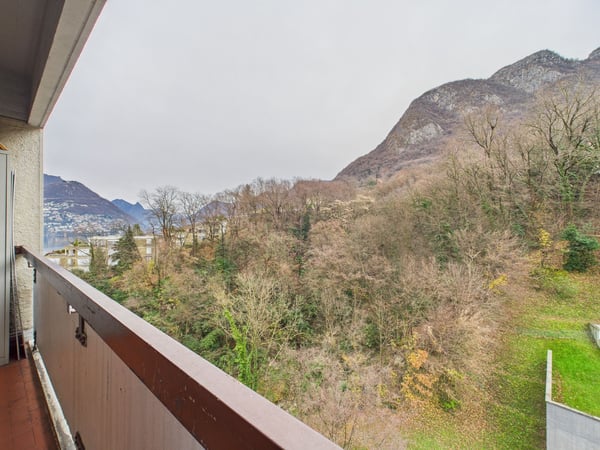 Eccezionale appartamento 1.5 locali con vista lago a Pazzallo 11