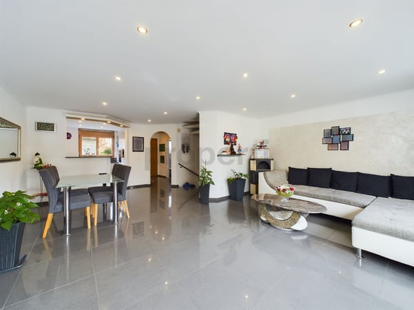 Einladendes Reihenhaus in Winterthur/Dättnau mit 1.5 Zimmern 1