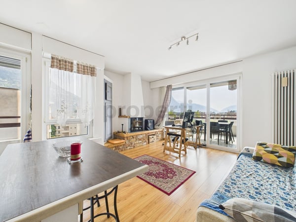 LUGANO-MOLINO NUOVO Accogliente attico di 1.5 locali arredato con terrazzo privato - ottimo investimento 1