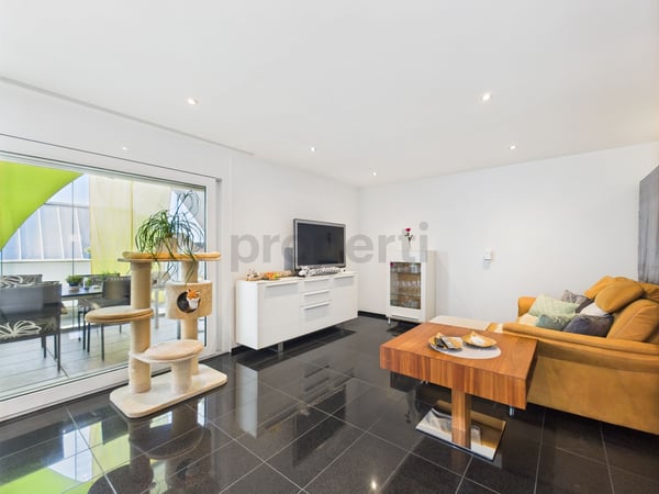 Exklusive 1.5-Zimmer-Wohnung mit fantastischem Ausblick in Widnau 2