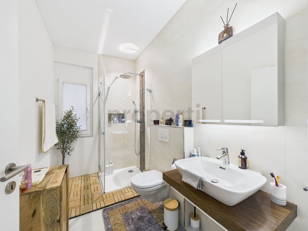 Exklusives Einfamilienhaus in Dürnten - mit Sauna und Jacuzzi 9